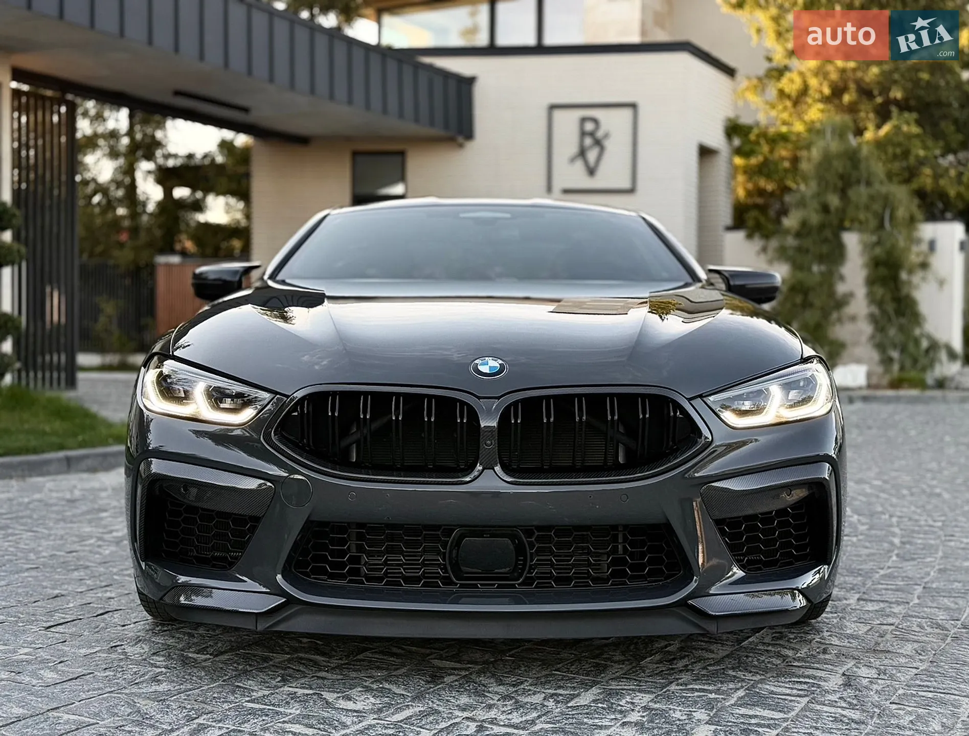2023 BMW M8 - мініатюра 4