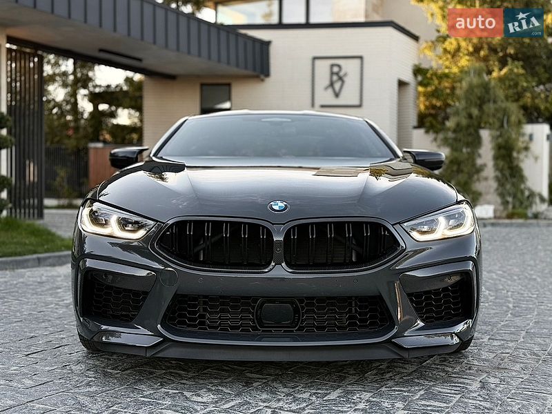 Купе BMW M8 2023 в Львове
