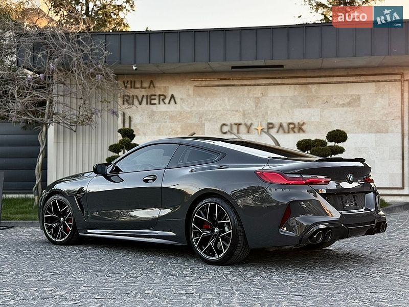 Купе BMW M8 2023 в Львове
