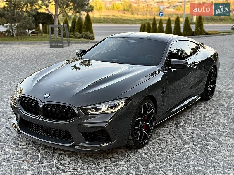 Купе BMW M8 2023 в Львове