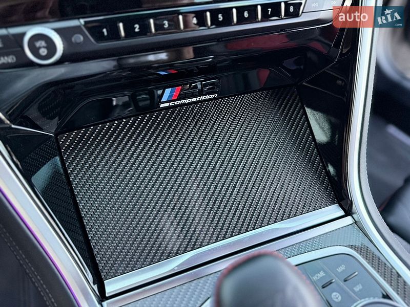 Купе BMW M8 2023 в Львове