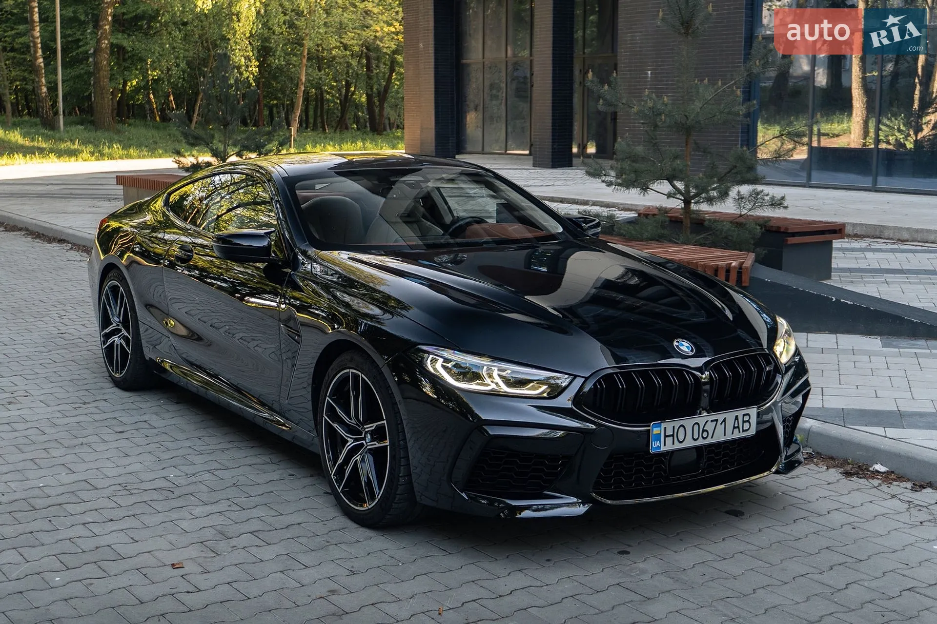 2019 BMW M8 - мініатюра 7
