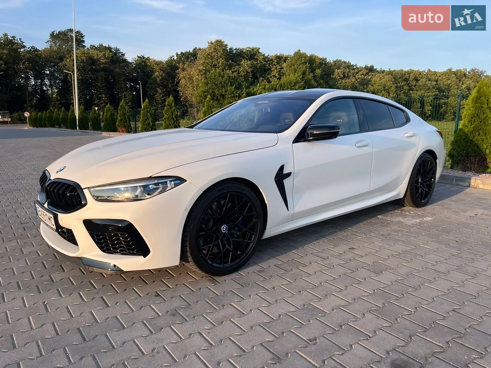 2024 BMW M8 - мініатюра 2
