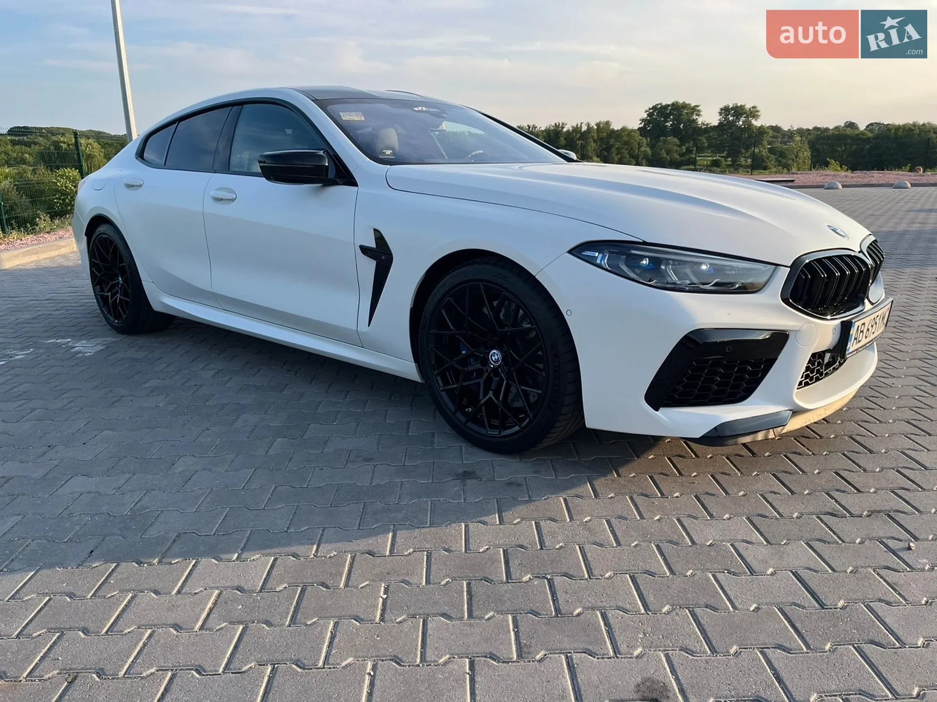 2024 BMW M8 - мініатюра 8