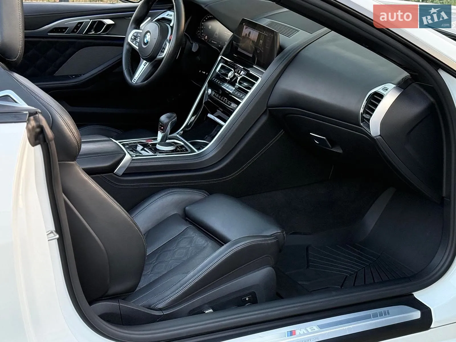 2019 BMW M8 - мініатюра 11