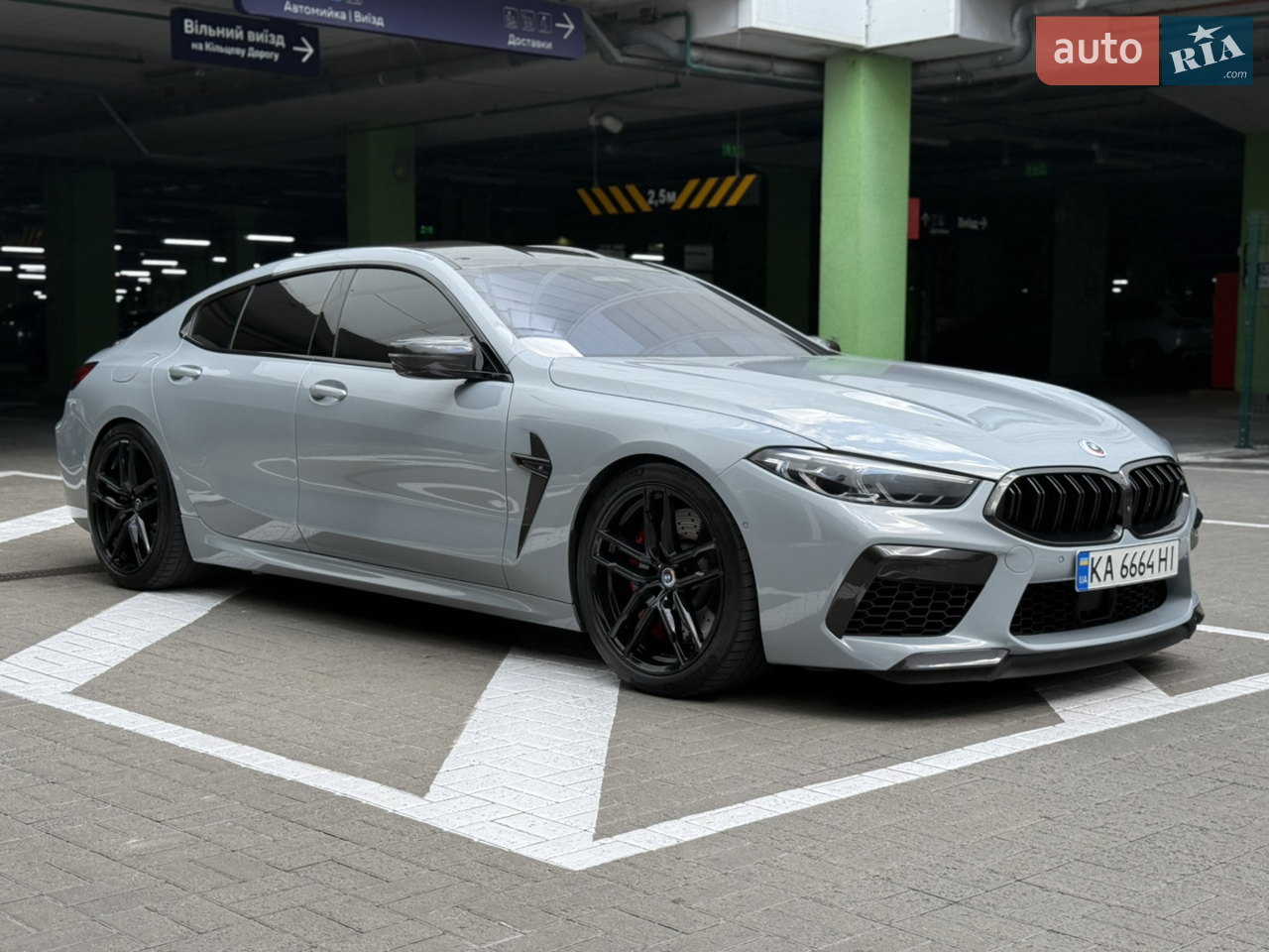 2022 BMW M8 - мініатюра 31