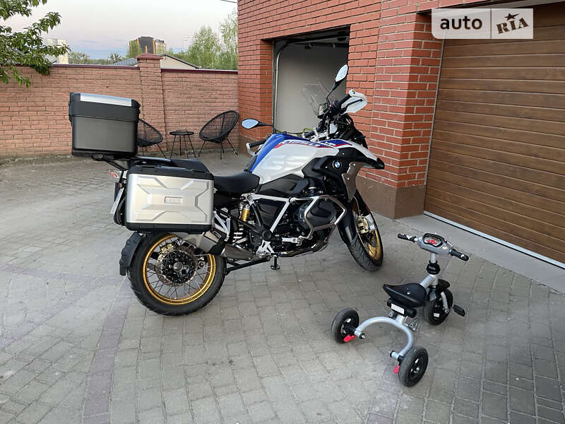 Мотоцикл Многоцелевой (All-round) BMW R 1250GS 2019 в Черкассах