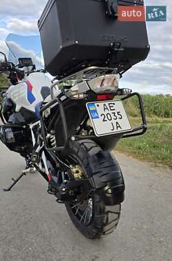 Мотоцикл Многоцелевой (All-round) BMW R 1250GS 2021 в 