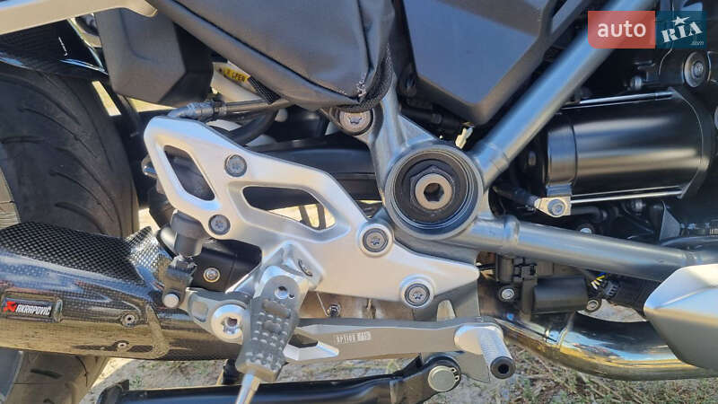 Мотоцикл Без обтекателей (Naked bike) BMW R 1250R 2021 в Горишних Плавнях