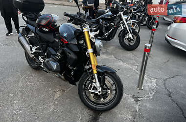 Мотоцикл Без обтекателей (Naked bike) BMW R 1250R 2019 в 