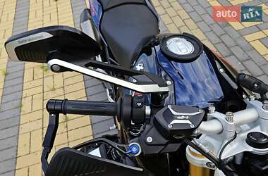 Мотоцикл Без обтекателей (Naked bike) BMW R 1250R 2020 в 