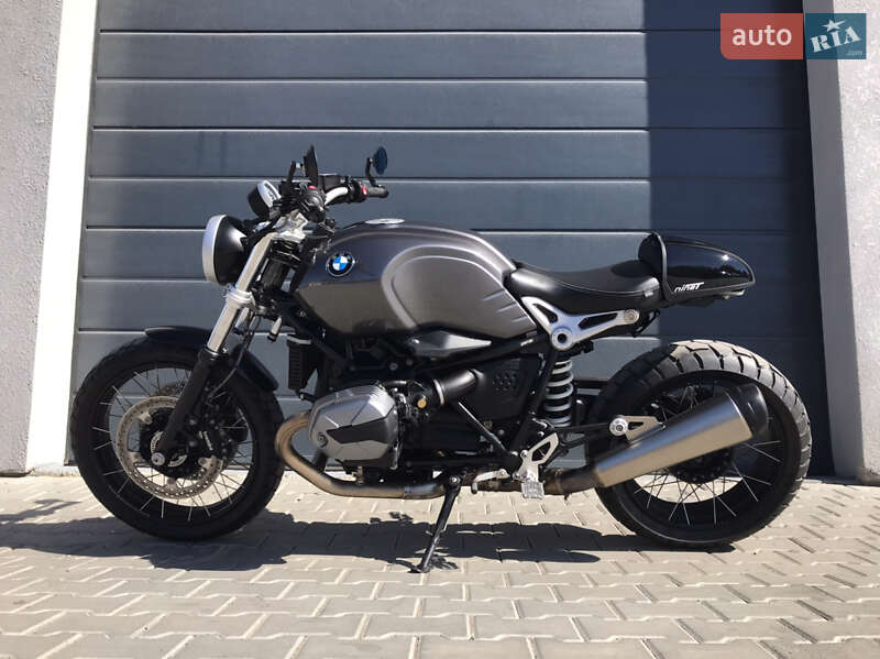 BMW R nineT 2023