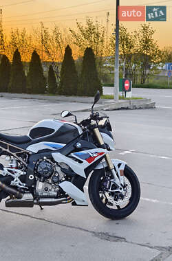 Мотоцикл Без обтекателей (Naked bike) BMW S 1000R 2021 в 