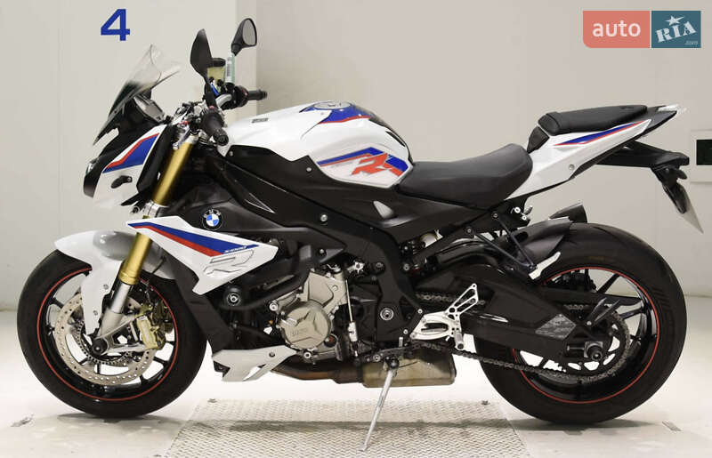 Мотоцикл Без обтекателей (Naked bike) BMW S 1000R 2018 в Нежине фото 3 Мотоцикл Без обтекателей (Naked bike) BMW S 1000R 2018 в Нежине