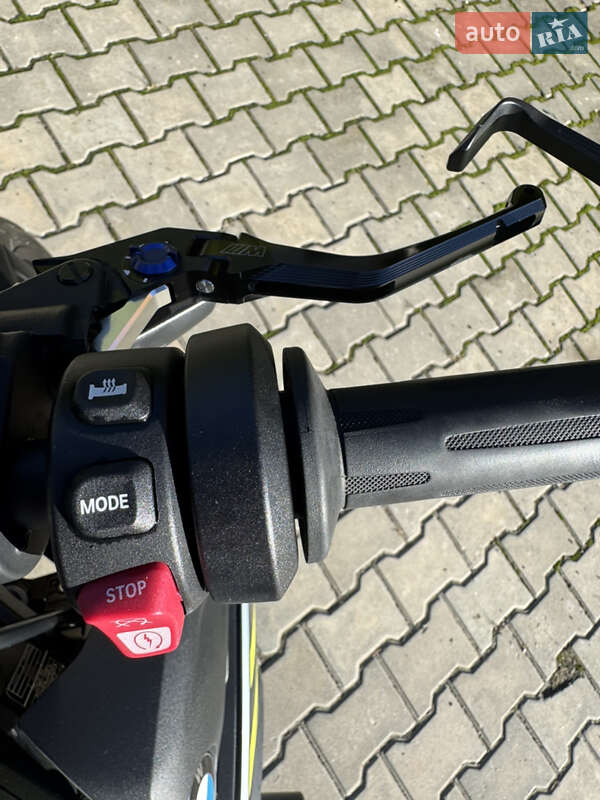 Мотоцикл Без обтекателей (Naked bike) BMW S 1000R 2023 в Киеве