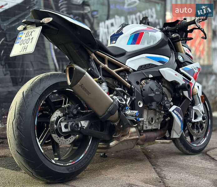 Мотоцикл Без обтекателей (Naked bike) BMW S 1000R 2022 в Киеве фото 7 Мотоцикл Без обтекателей (Naked bike) BMW S 1000R 2022 в Киеве