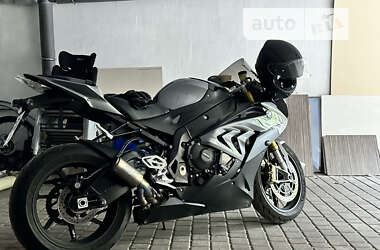Спортбайк BMW S 1000RR 2016 в 