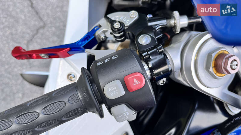 Спортбайк BMW S 1000RR 2010 в Кременчуге фото 9 Спортбайк BMW S 1000RR 2010 в Кременчуге