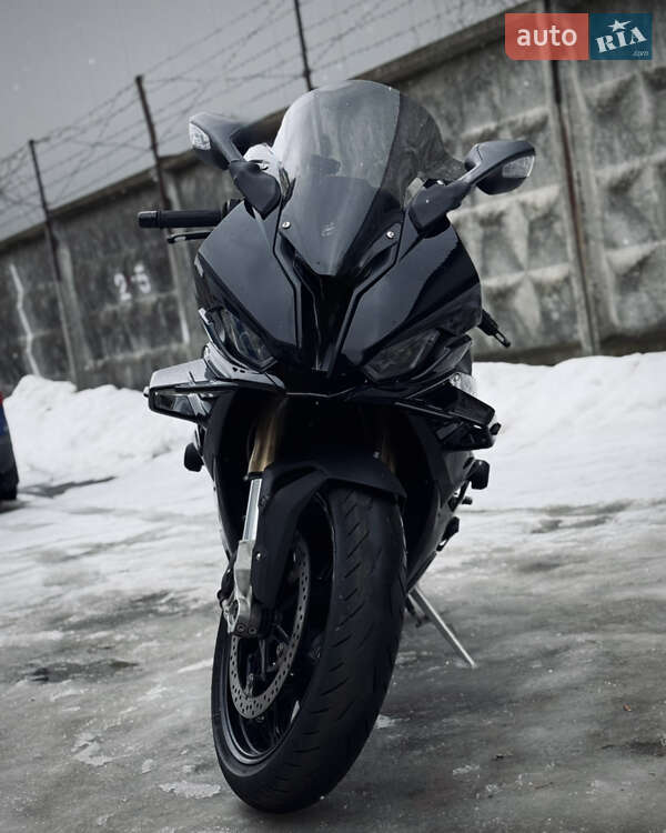 Спортбайк BMW S 1000RR 2024 в Киеве фото 2 Спортбайк BMW S 1000RR 2024 в Киеве