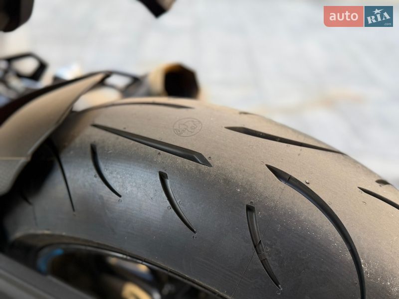 Спортбайк BMW S 1000RR 2023 в Днепре фото 33 Спортбайк BMW S 1000RR 2023 в Днепре