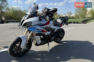 Мотоцикл Спорт-туризм BMW S 1000XR 2022 в 