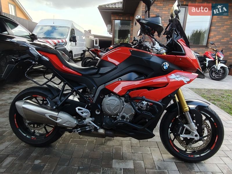BMW S 1000XR 2016