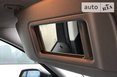 Позашляховик / Кросовер BMW X1 2012 в 