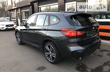 Внедорожник / Кроссовер BMW X1 2016 в 