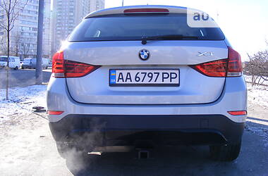 Внедорожник / Кроссовер BMW X1 2013 в Киеве