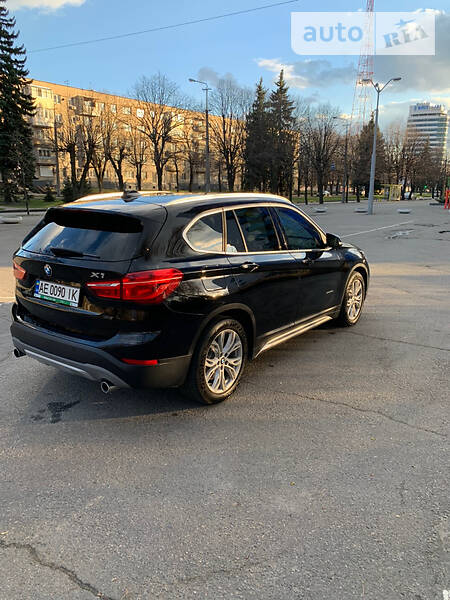 Внедорожник / Кроссовер BMW X1 2016 в Днепре