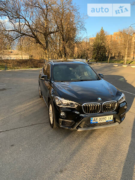 Внедорожник / Кроссовер BMW X1 2016 в Днепре