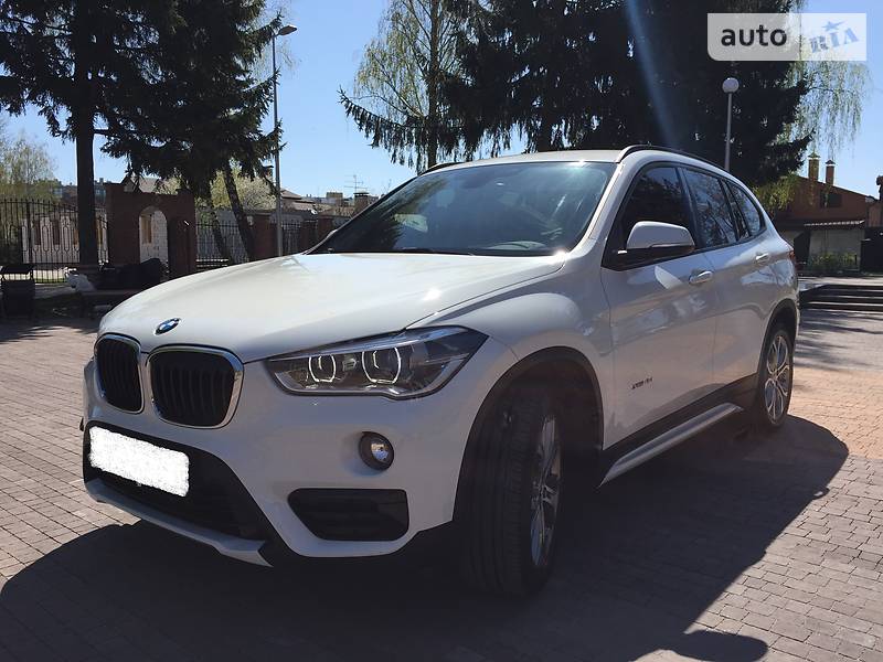 Позашляховик / Кросовер BMW X1 2017 в Києві