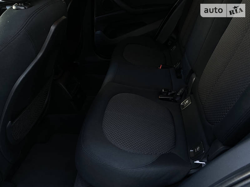 Позашляховик / Кросовер BMW X1 2017 в Одесі