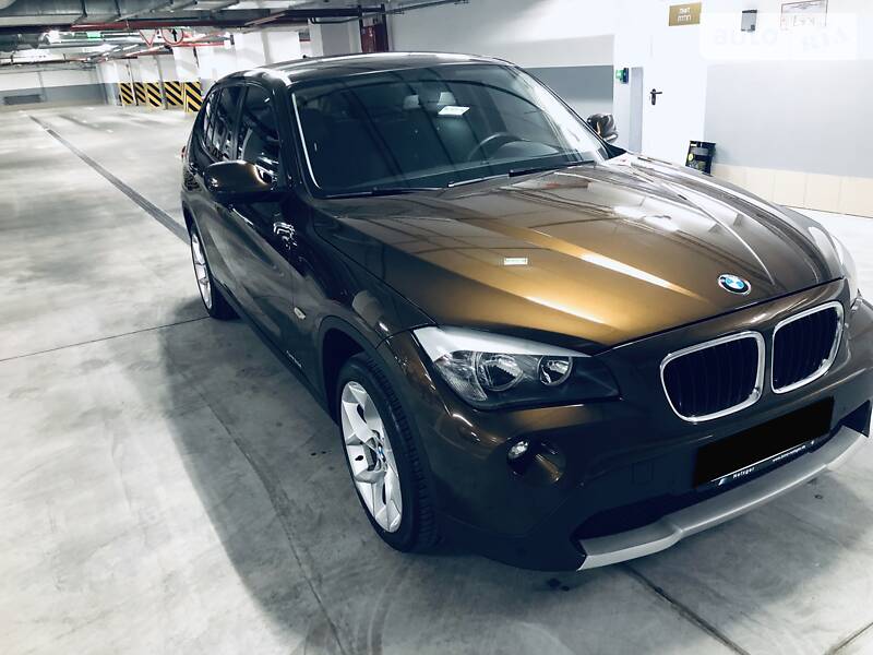 Позашляховик / Кросовер BMW X1 2011 в Києві