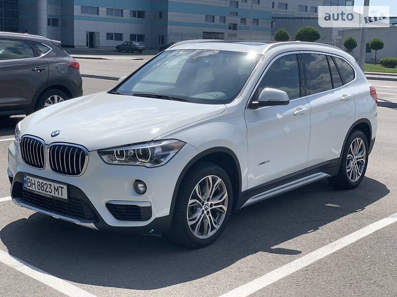 Внедорожник / Кроссовер BMW X1 2017 в Одессе