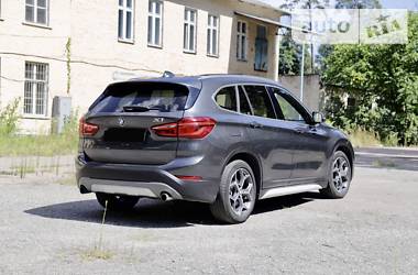 Внедорожник / Кроссовер BMW X1 2015 в Киеве