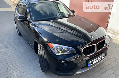 Позашляховик / Кросовер BMW X1 2012 в 