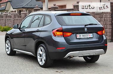 Внедорожник / Кроссовер BMW X1 2013 в Ровно