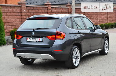 Внедорожник / Кроссовер BMW X1 2013 в Ровно