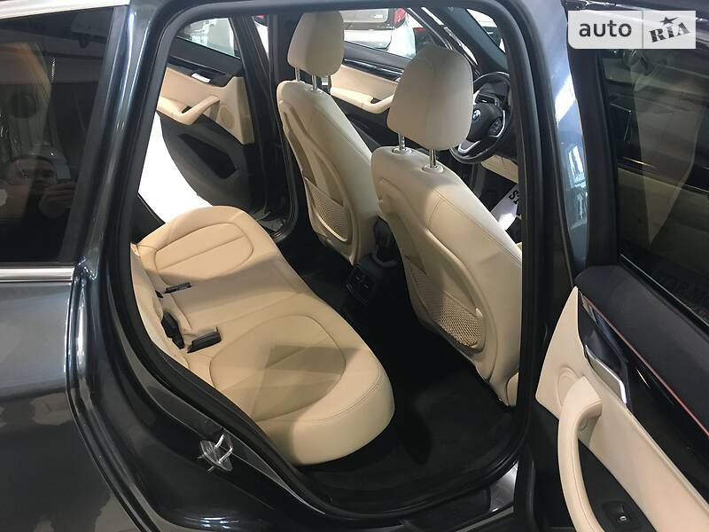 Внедорожник / Кроссовер BMW X1 2015 в Одессе
