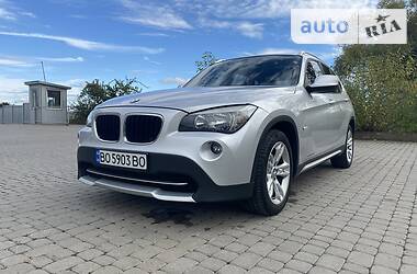 Внедорожник / Кроссовер BMW X1 2011 в Ивано-Франковске