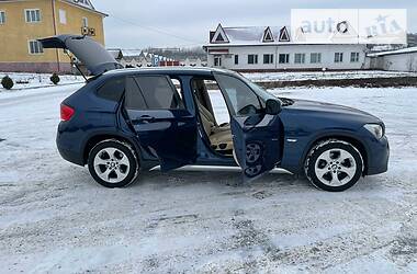 Внедорожник / Кроссовер BMW X1 2010 в Ивано-Франковске