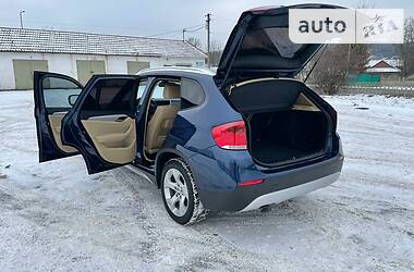 Внедорожник / Кроссовер BMW X1 2010 в Ивано-Франковске