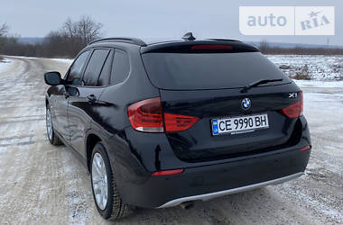 Внедорожник / Кроссовер BMW X1 2011 в Хотине