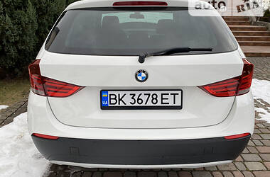 Внедорожник / Кроссовер BMW X1 2009 в Львове