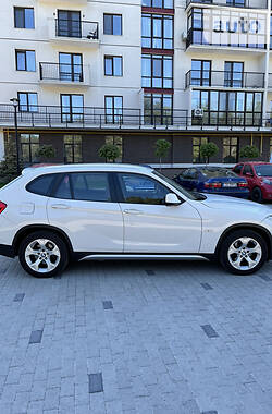 Универсал BMW X1 2010 в Киеве