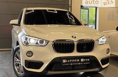 Внедорожник / Кроссовер BMW X1 2015 в Одессе