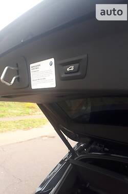 Позашляховик / Кросовер BMW X1 2017 в 