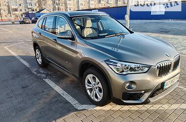 Внедорожник / Кроссовер BMW X1 2017 в Калуше