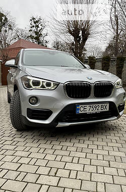 Хэтчбек BMW X1 2016 в Черновцах